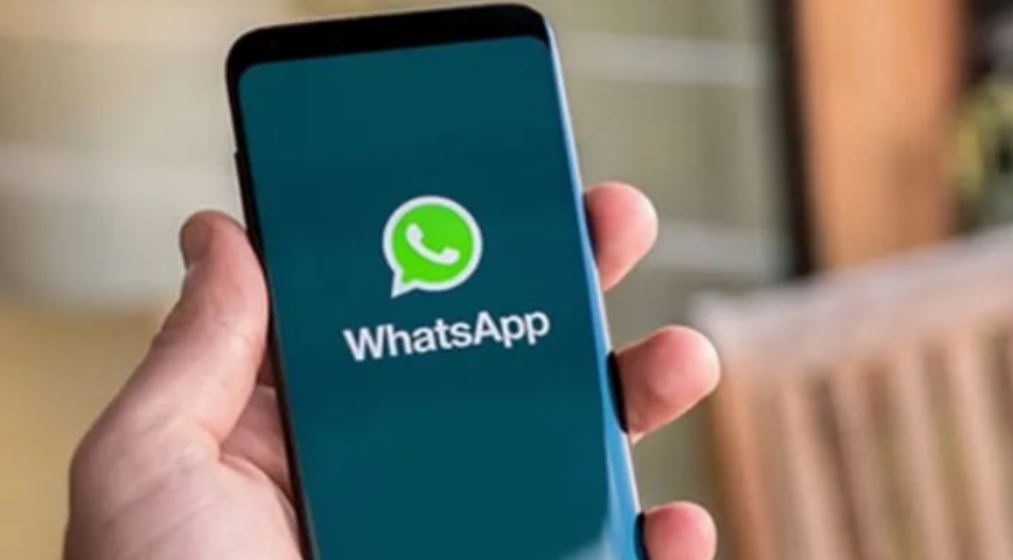 WhatsApp يسهل إضافة وإدارة جهات الاتصال