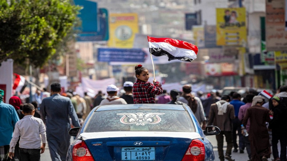 عدوان أميركي بريطاني يستهدف محافظات يمنية