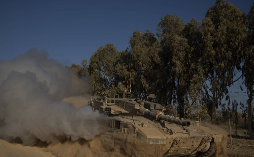القسام تستهدف ناقلة جند للاحتلال في تل الهوى