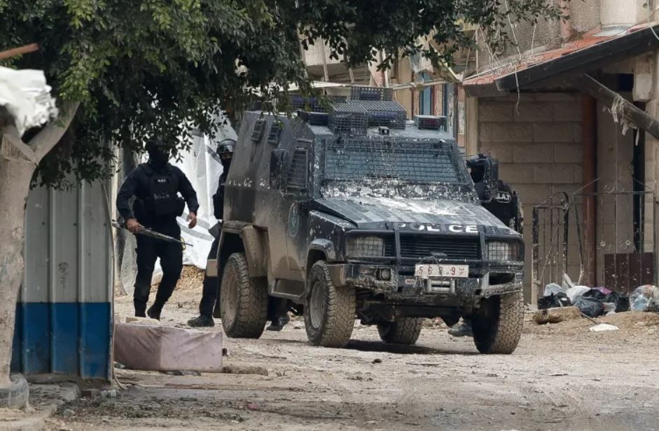 إصابات بصفوف عناصر الأجهزة الأمنية الفلسطينية برصاص الاحتلال في جنين 