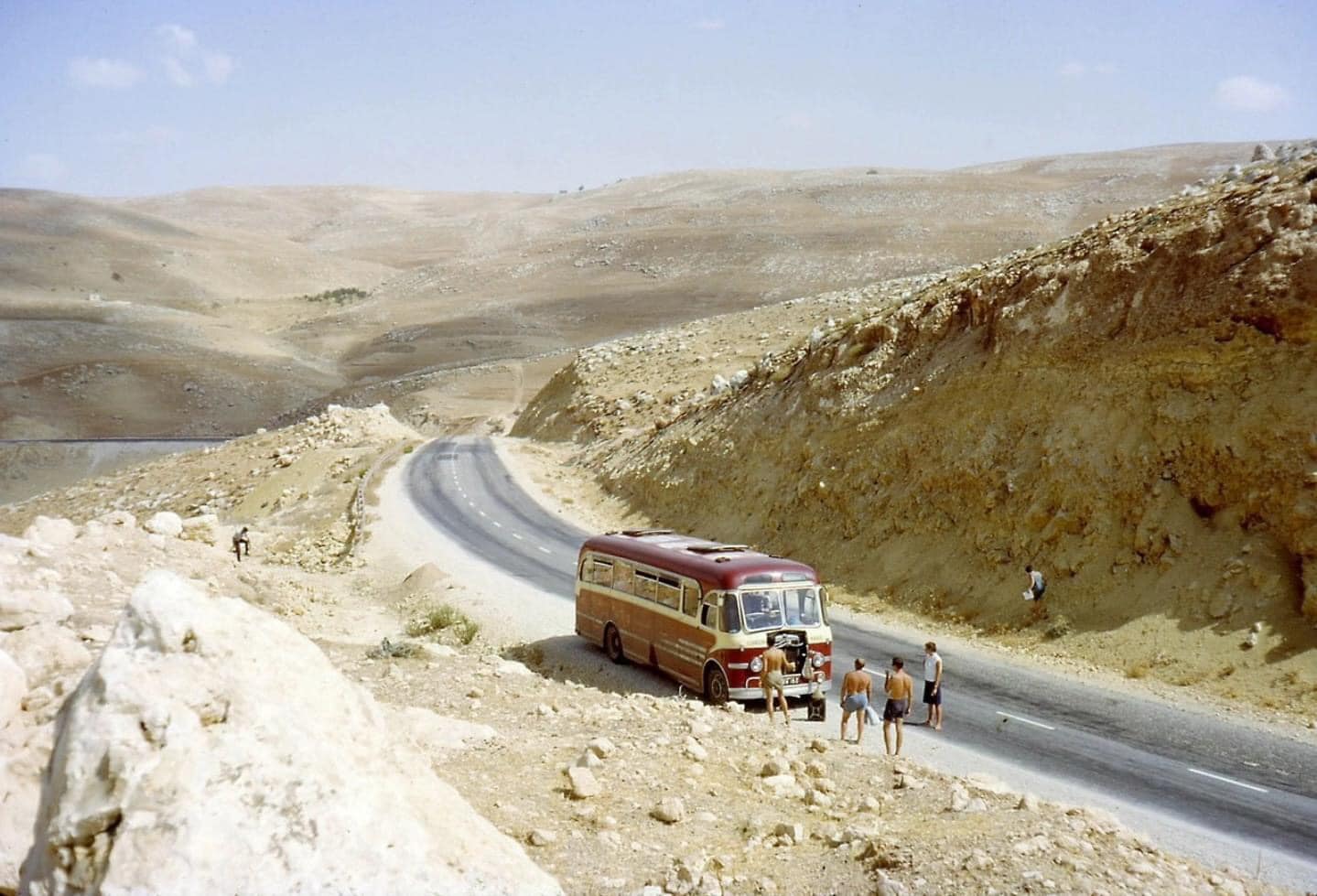 ‏طريق جرش القديم عام 1966م ..