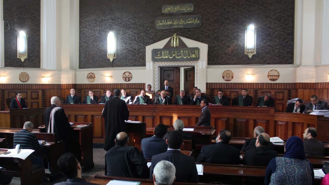 مصر ..  محامٍ ينتحر داخل المحكمة‎