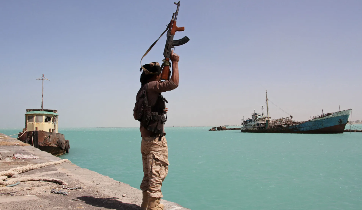 اليمن ..  حادث على بعد 13 ميلا بحريا من ميناء المخا