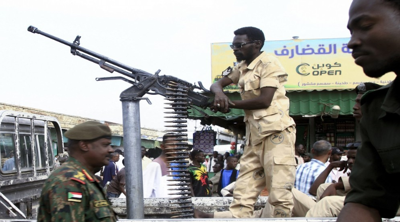 الجيش السوداني يتهم الرد السريع بارتكاب مجزرة في وسط البلاد 