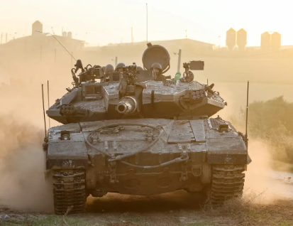 الآليات العسكرية الإسرائيلية تتوغل في حي الشجاعية