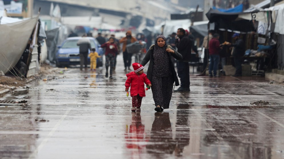 "صحة غزة": 1410 عائلات مسحت من السجل المدني منذ بداية الحرب