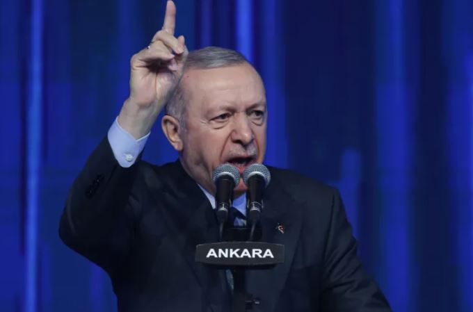 أردوغان: لن نسمح بتقسيم المنطقة و"إسرائيل" تلعب بالنار في الأقصى