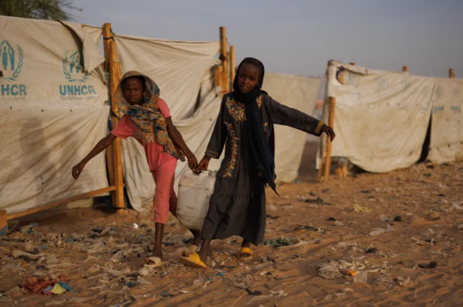 توسع المعارك بولاية سنار يجبر آلاف السودانيين على الفرار